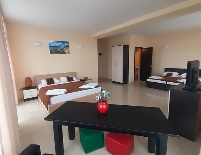 4-мест. семейный с балк. - Гостиница «Цитрус» Гагра